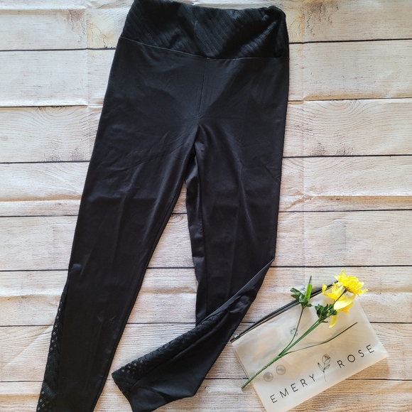 NEW High Rise Mesh Leggings 💞 - Picture 8 of 10